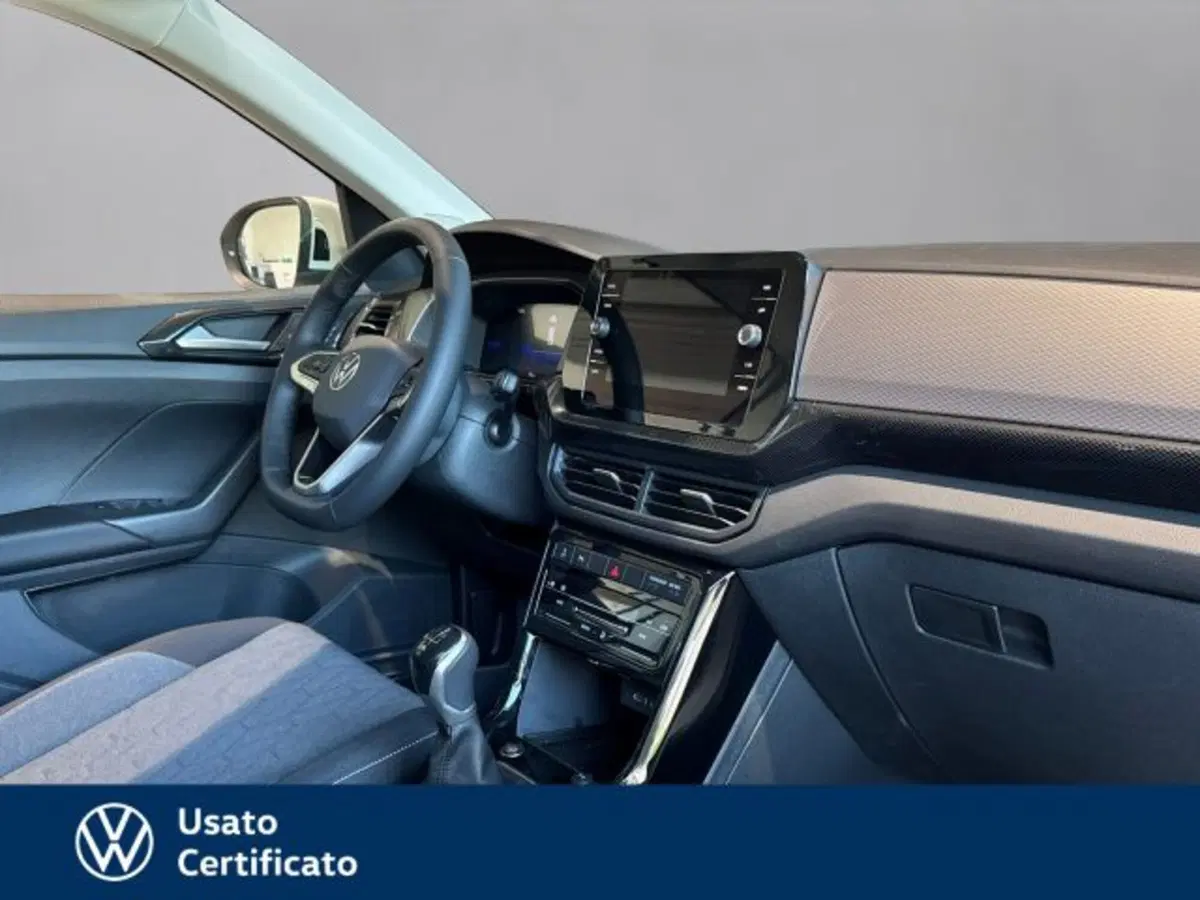 Volkswagen T-Cross nuova a Vicenza (6)