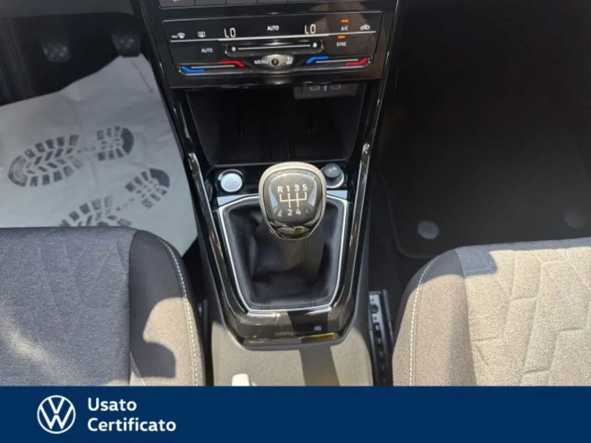 Volkswagen T-Cross nuova a Vicenza (11)