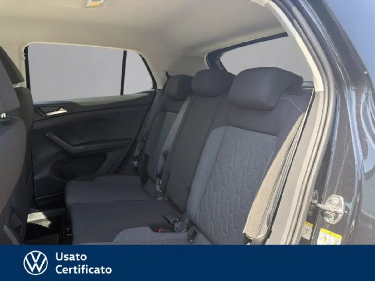 Volkswagen T-Cross nuova a Vicenza (12)
