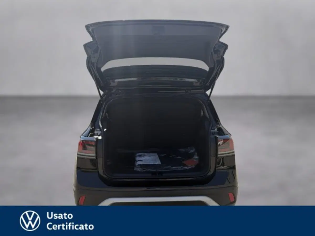 Volkswagen T-Cross nuova a Vicenza (17)