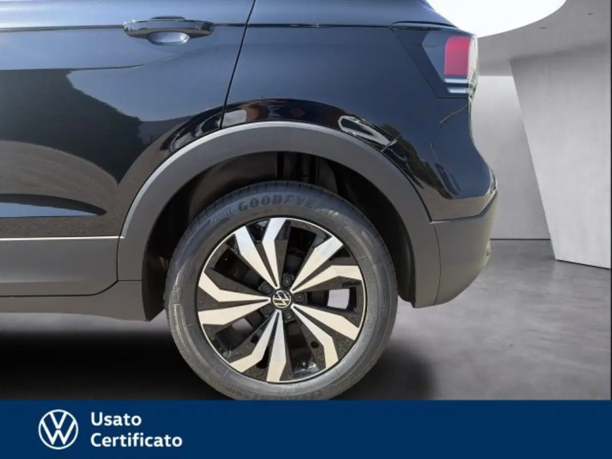 Volkswagen T-Cross nuova a Vicenza (18)