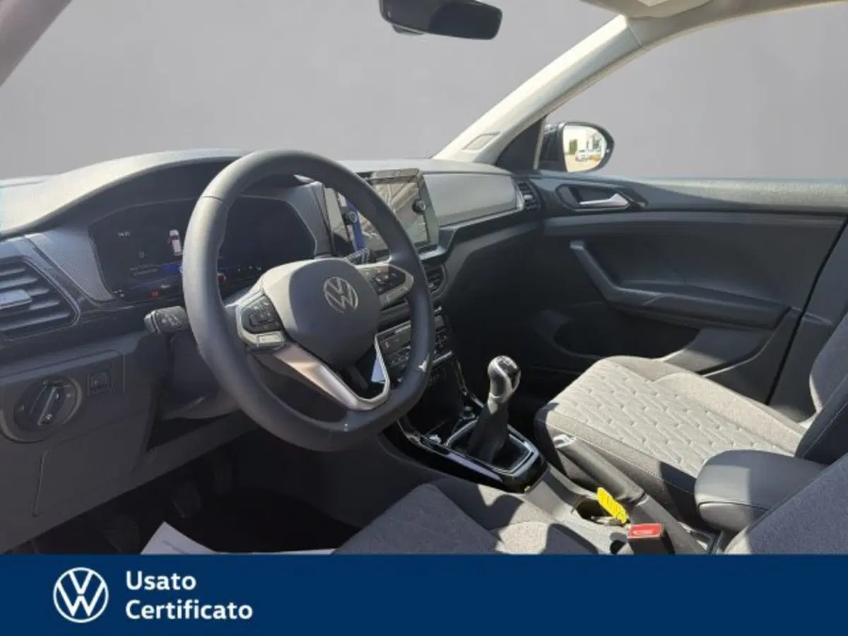 Volkswagen T-Cross nuova a Vicenza (7)
