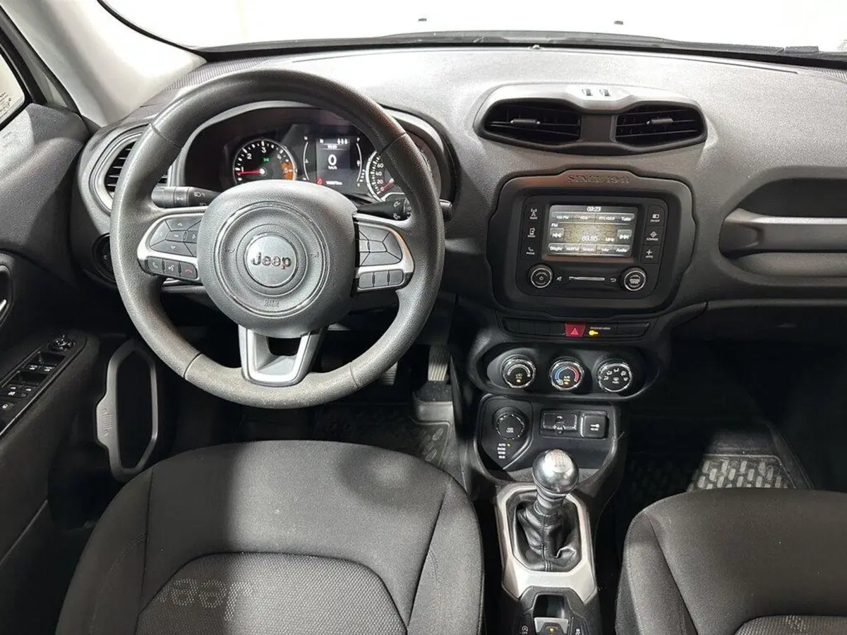 Jeep Renegade usata a Sondrio (11)