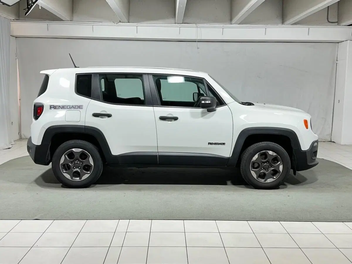Jeep Renegade usata a Sondrio (5)