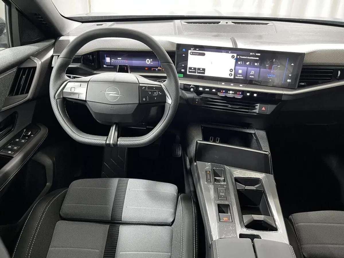 Opel Grandland nuova a Sondrio (13)