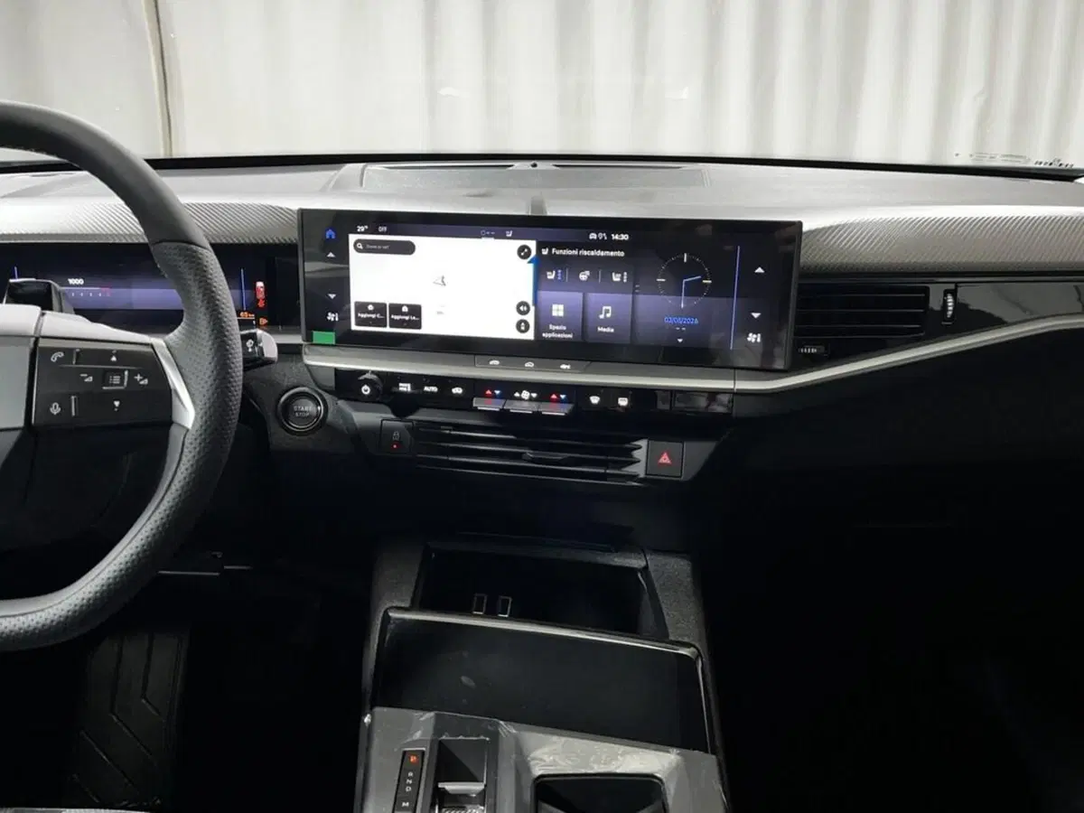 Opel Grandland nuova a Sondrio (14)