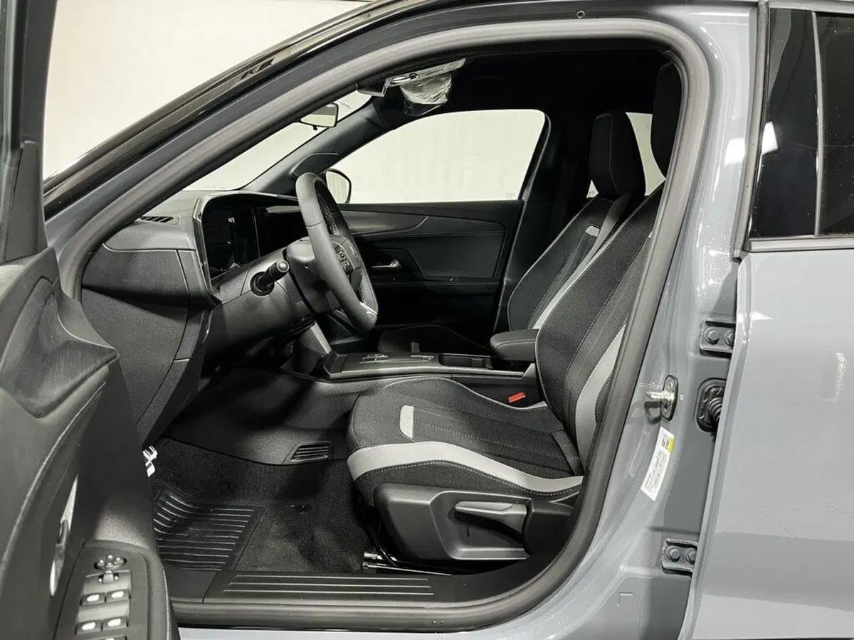 Opel Mokka nuova a Sondrio (10)