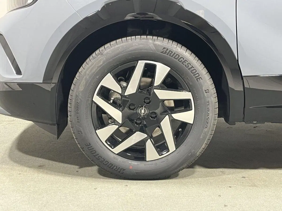 Opel Mokka nuova a Sondrio (9)