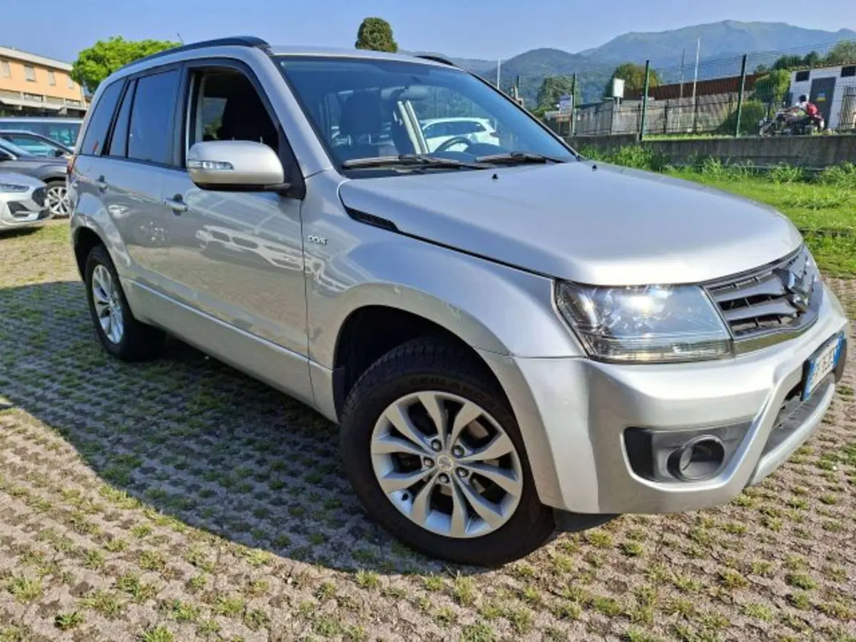 Suzuki Grand Vitara usata a Como (2)
