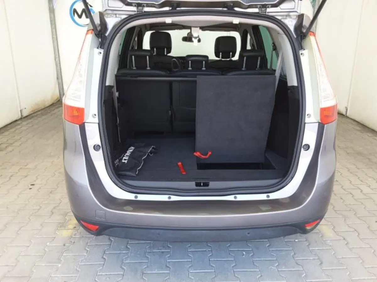 Renault Scenic E-Tech Electric usata a Firenze (15)