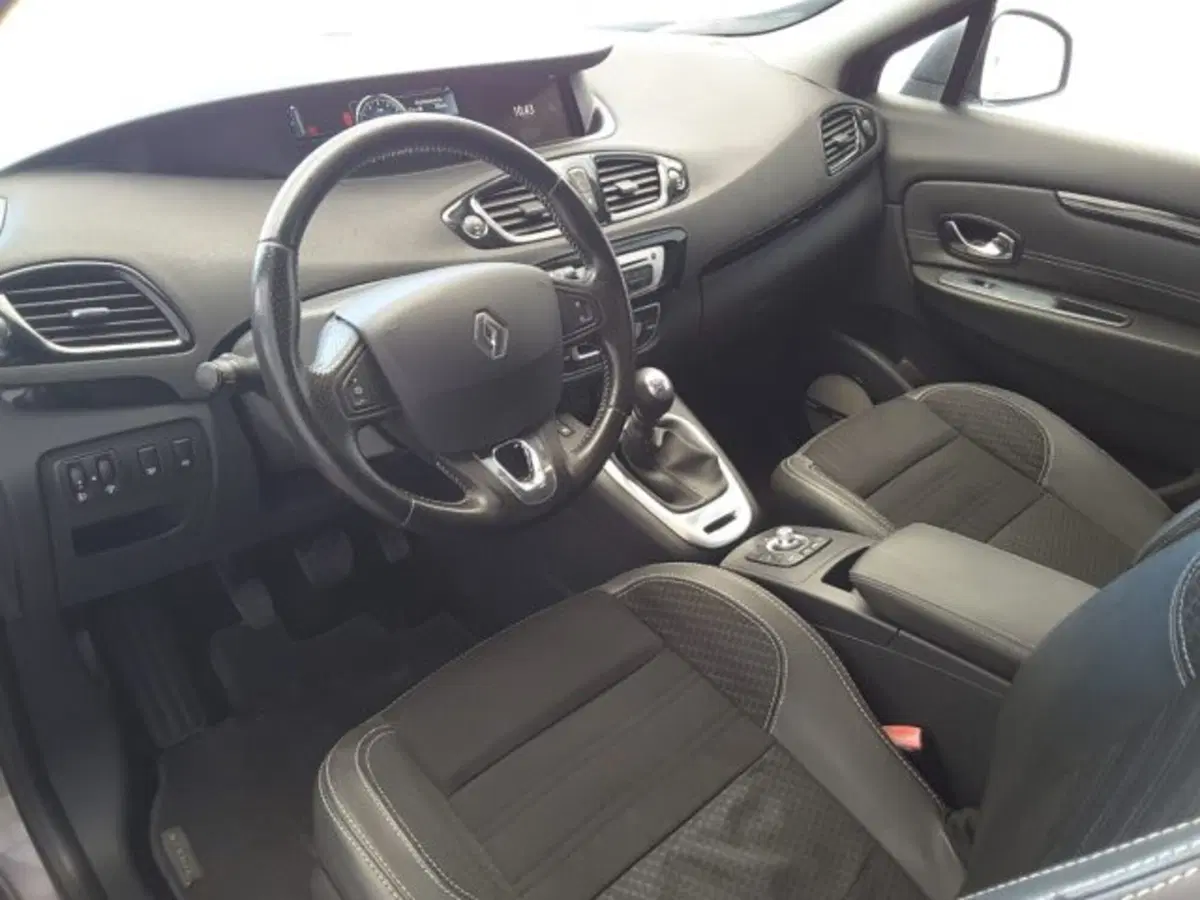 Renault Scenic E-Tech Electric usata a Firenze (6)