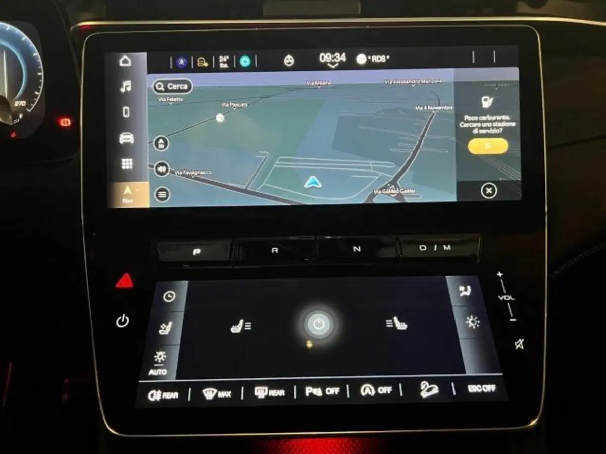 Maserati Grecale nuova a Udine (9)