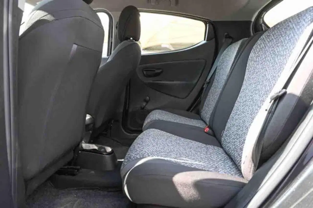 Lancia Ypsilon usata a Torino (11)