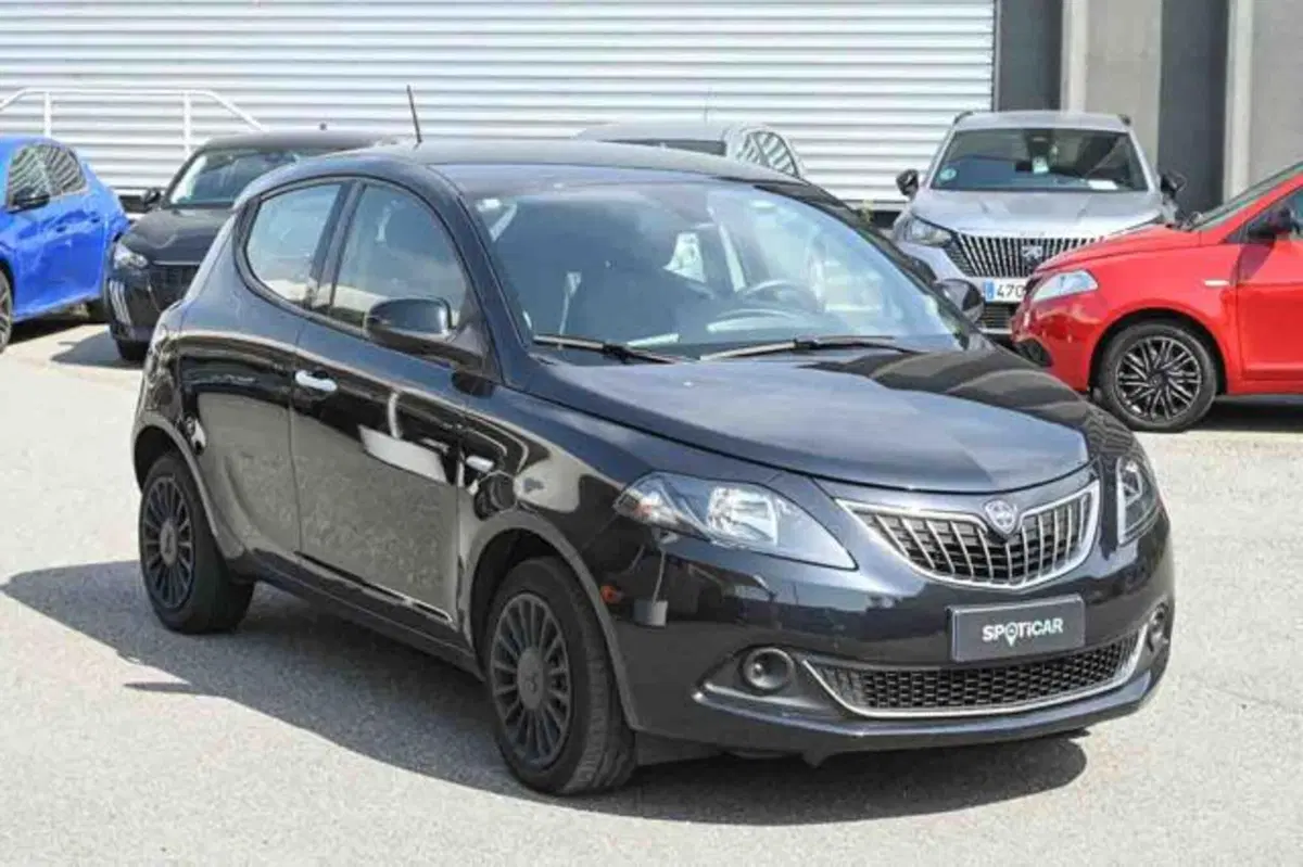 Lancia Ypsilon usata a Torino (2)