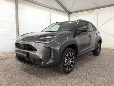 Toyota Yaris Cross 1.5h GR Sport Black Sky fwd 116cv e-cvt nuova a Monza