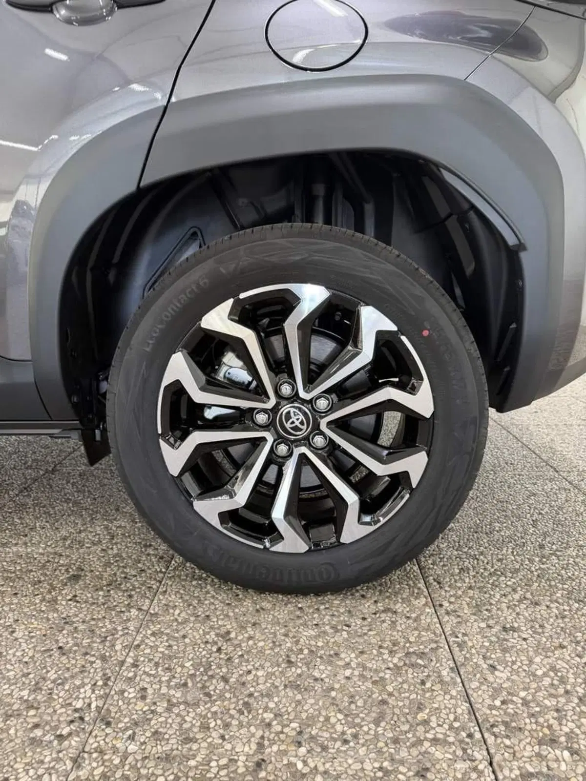 Toyota Yaris Cross nuova a Monza e Brianza (14)
