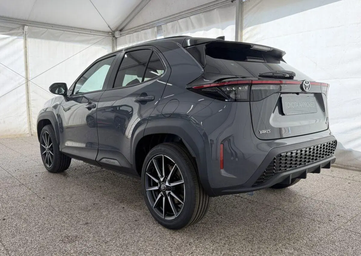 Toyota Yaris Cross nuova a Monza e Brianza (4)
