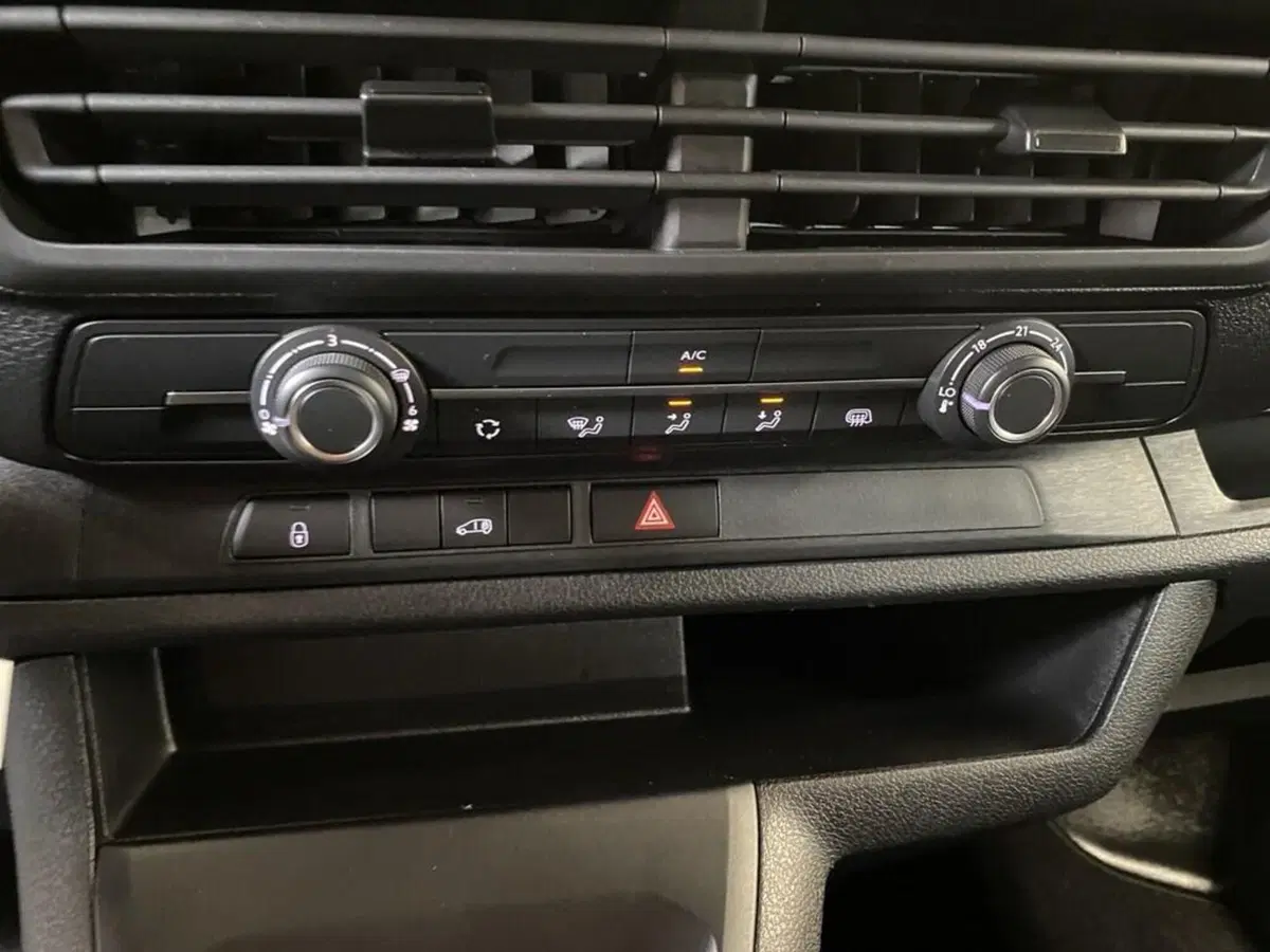 Opel Vivaro Furgone usata a Torino (10)