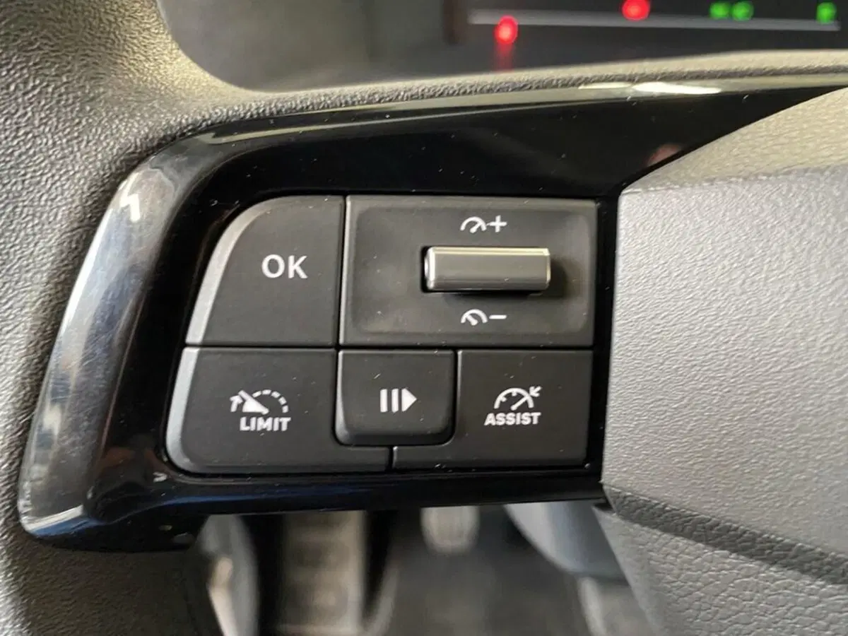 Opel Vivaro Furgone usata a Torino (12)