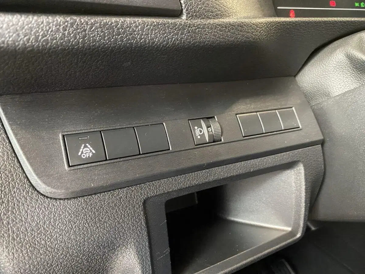 Opel Vivaro Furgone usata a Torino (14)