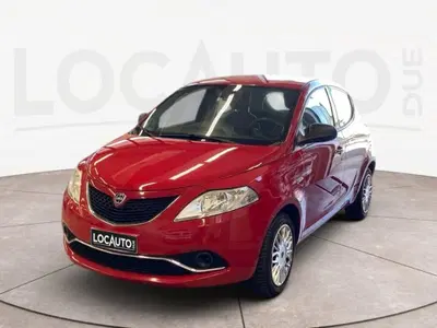 Lancia Ypsilon 1.2 69 CV 5 porte Silver del 2017 usata a Torino