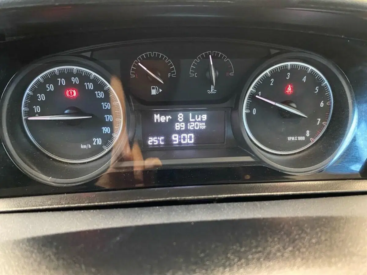 Lancia Ypsilon usata a Torino (14)