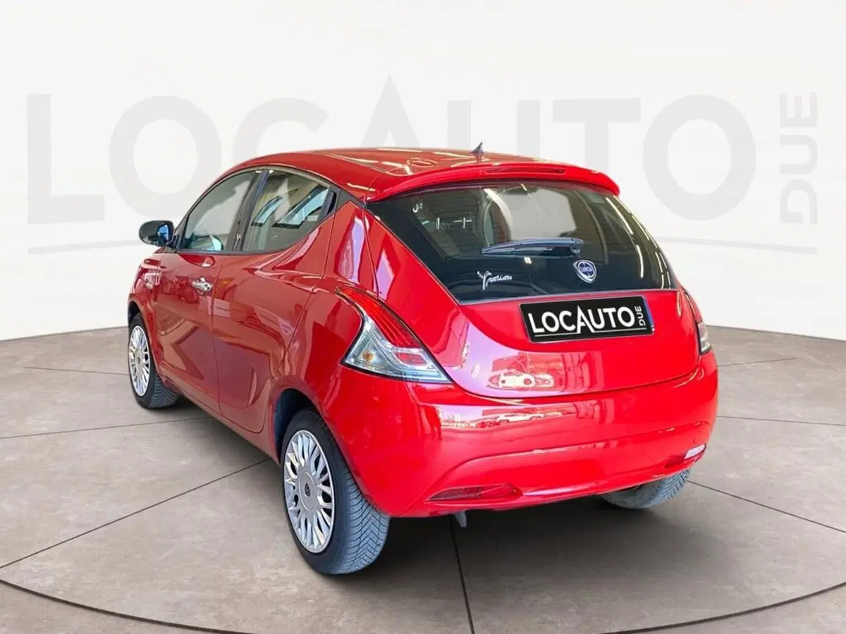 Lancia Ypsilon usata a Torino (4)