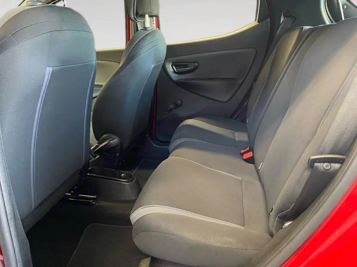 Lancia Ypsilon usata a Torino (7)