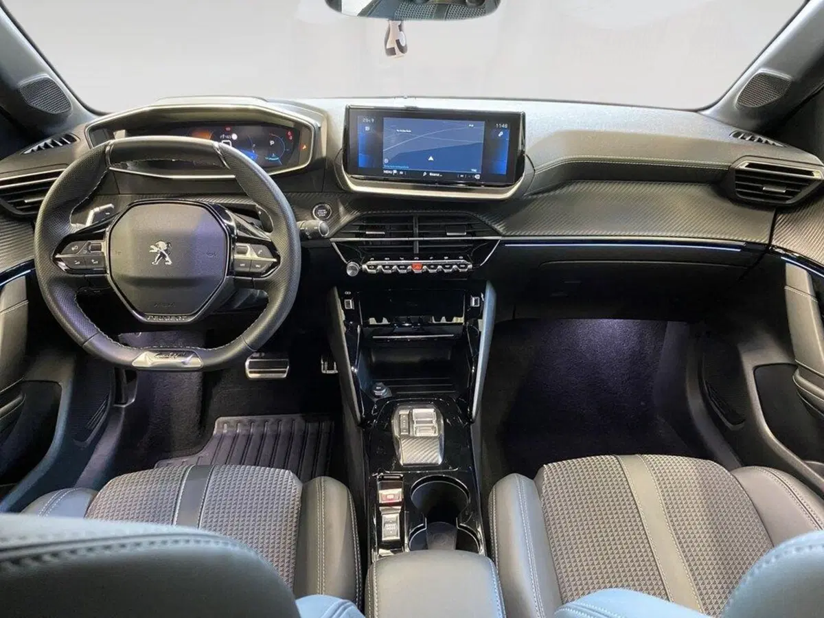 Peugeot 208 usata a Torino (6)