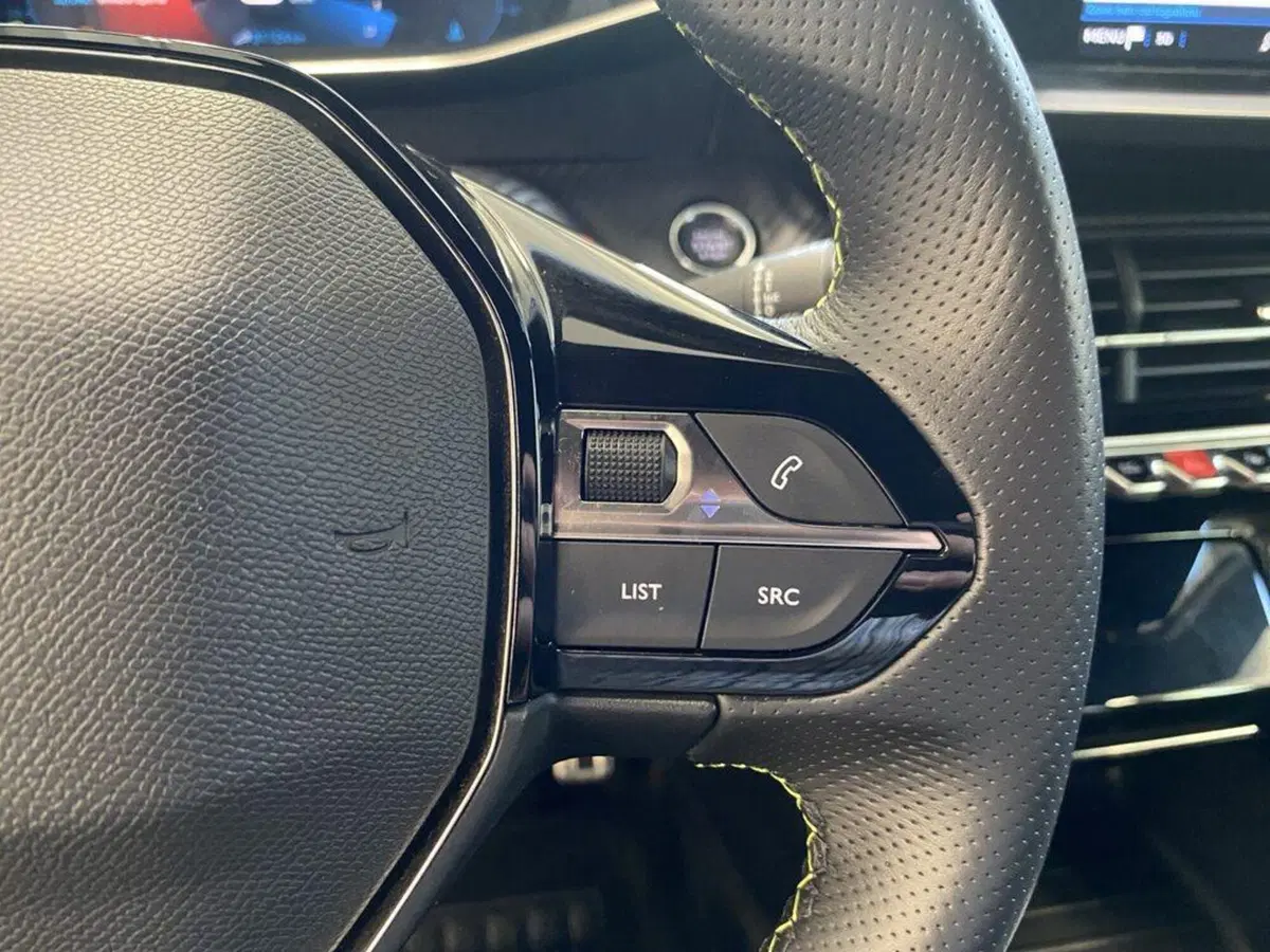 Peugeot 208 usata a Torino (12)