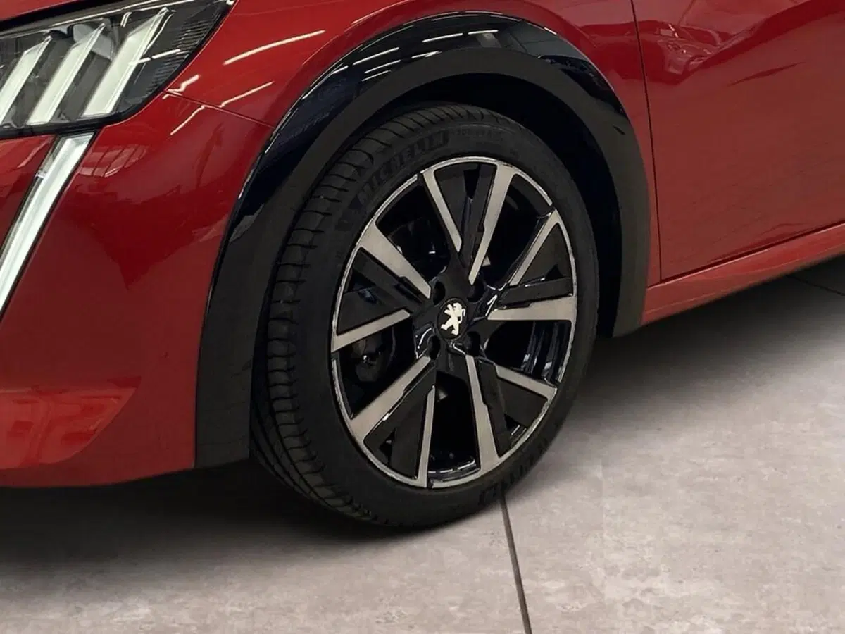 Peugeot 208 usata a Torino (15)