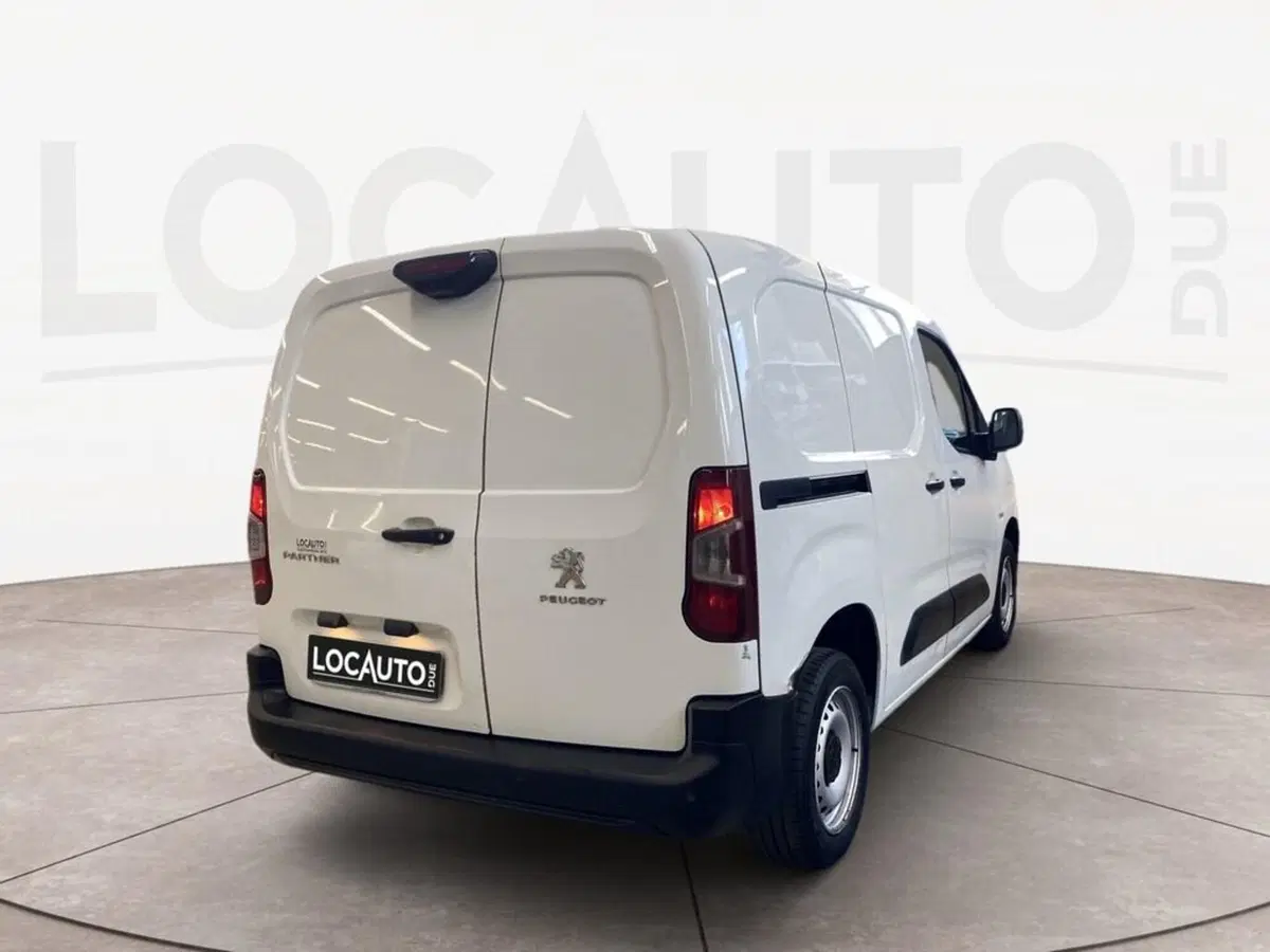 Peugeot Partner Furgone usata a Torino (3)