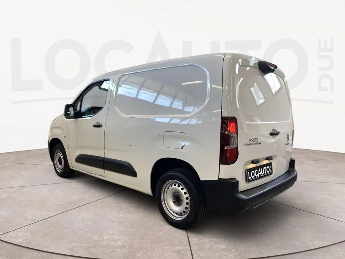 Peugeot Partner Furgone usata a Torino (4)