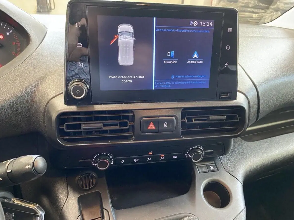 Peugeot Partner Furgone usata a Torino (9)