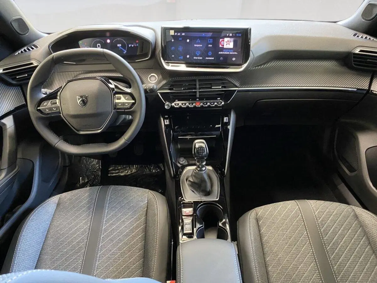 Peugeot 2008 nuova a Torino (6)