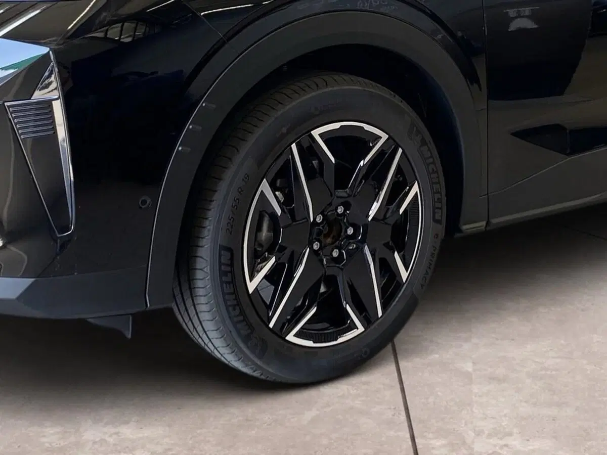 Peugeot 5008 nuova a Torino (15)