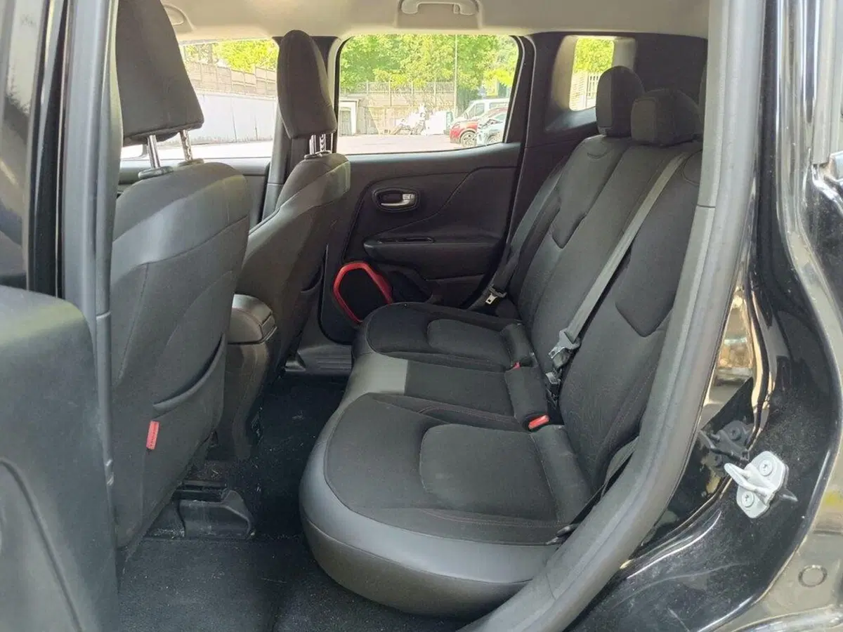 Jeep Renegade usata a Sondrio (10)