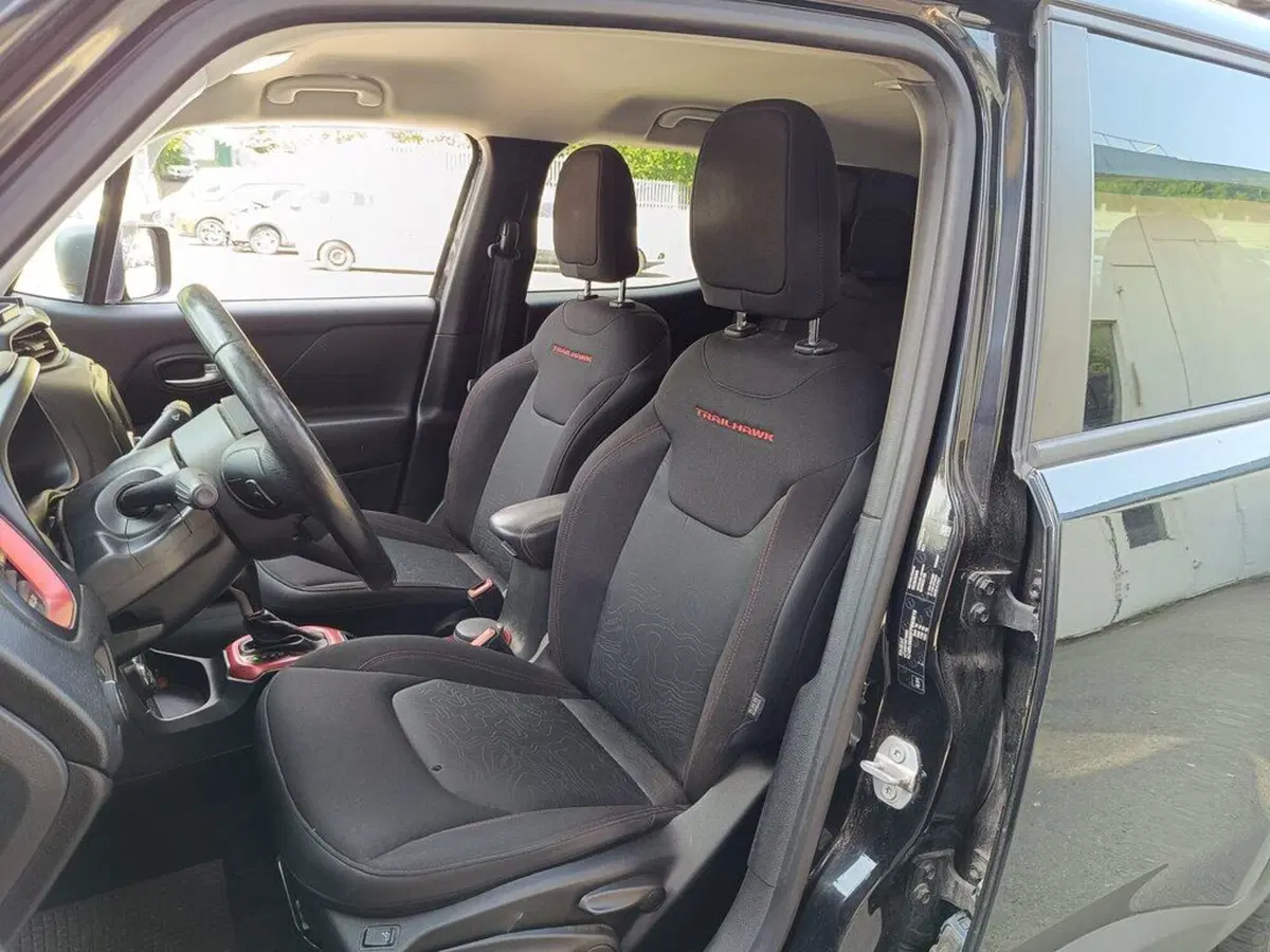 Jeep Renegade usata a Sondrio (12)