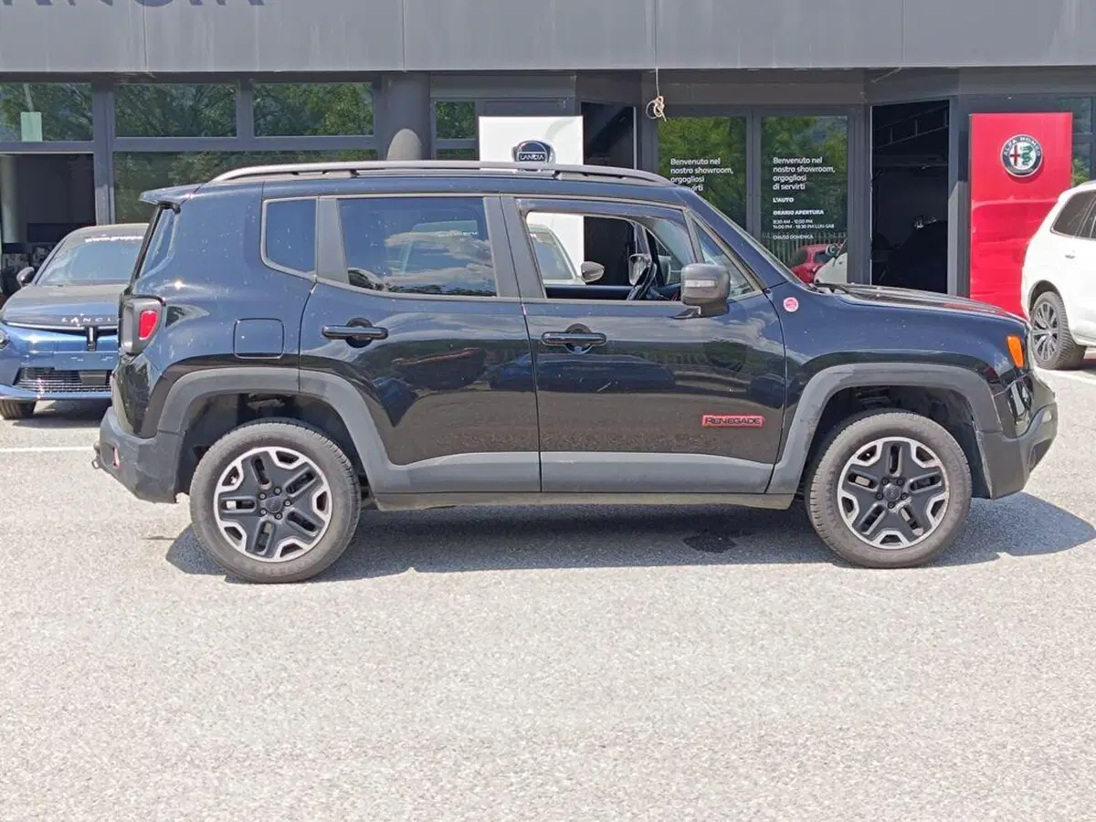 Jeep Renegade usata a Sondrio (7)