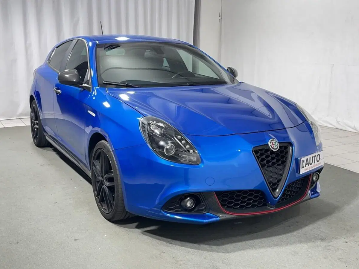 Alfa Romeo Giulietta usata a Sondrio (7)