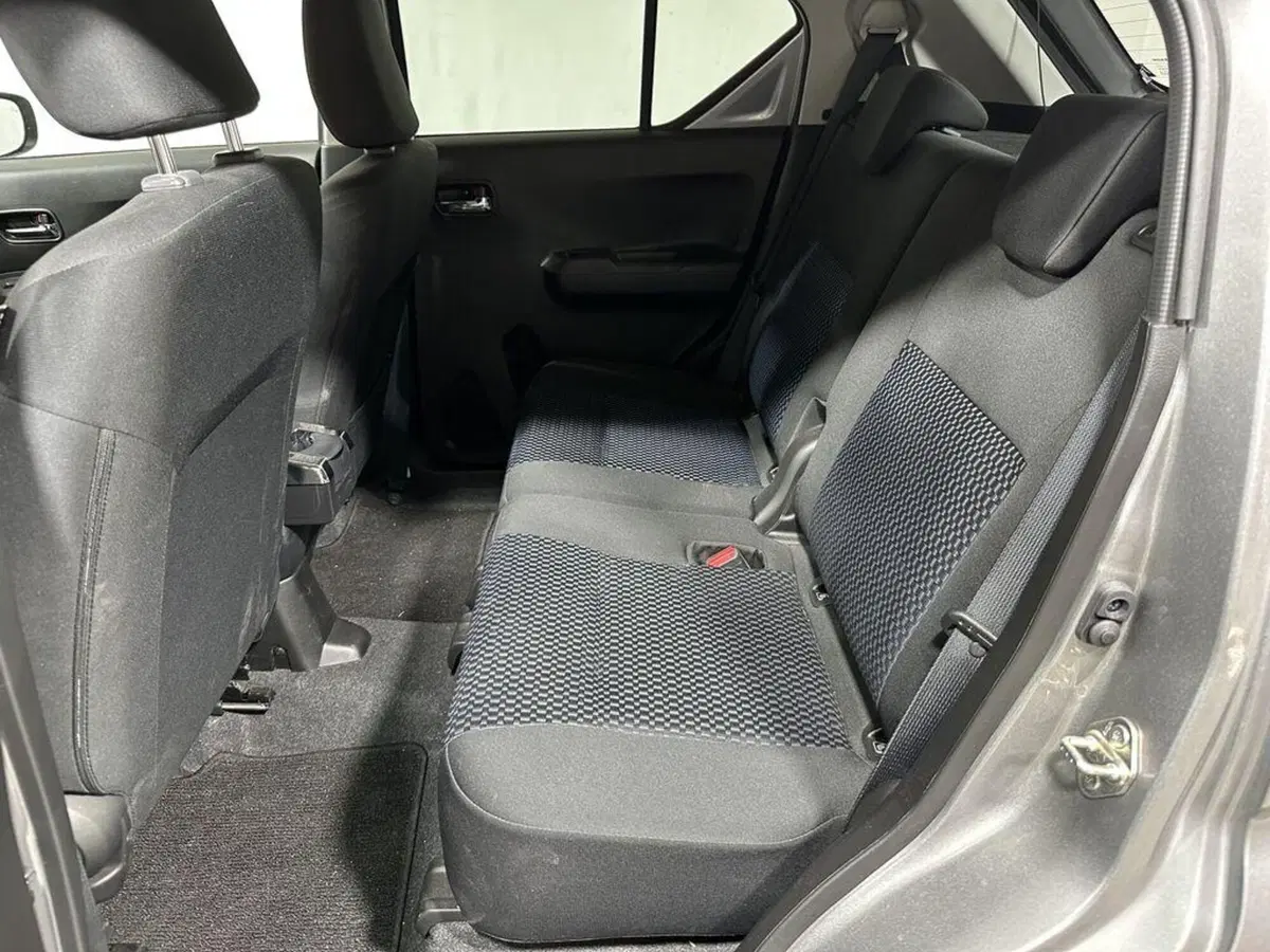 Suzuki Ignis usata a Sondrio (11)