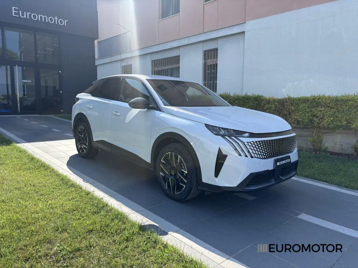 Peugeot 3008 usata a Bari (3)