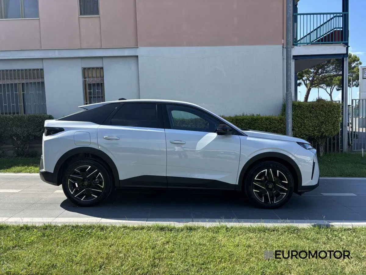 Peugeot 3008 usata a Bari (4)