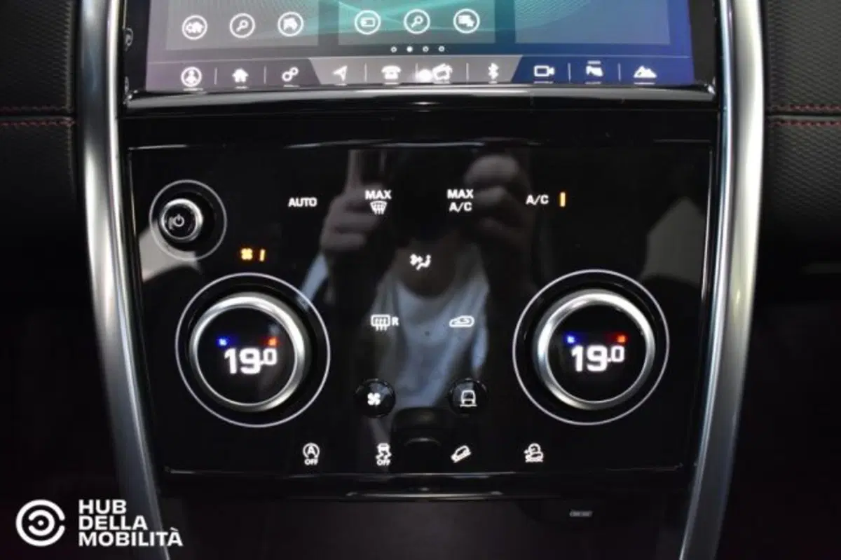 Land Rover Discovery Sport usata a Perugia (13)