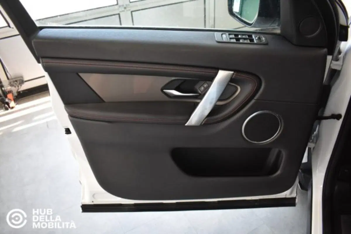 Land Rover Discovery Sport usata a Perugia (7)