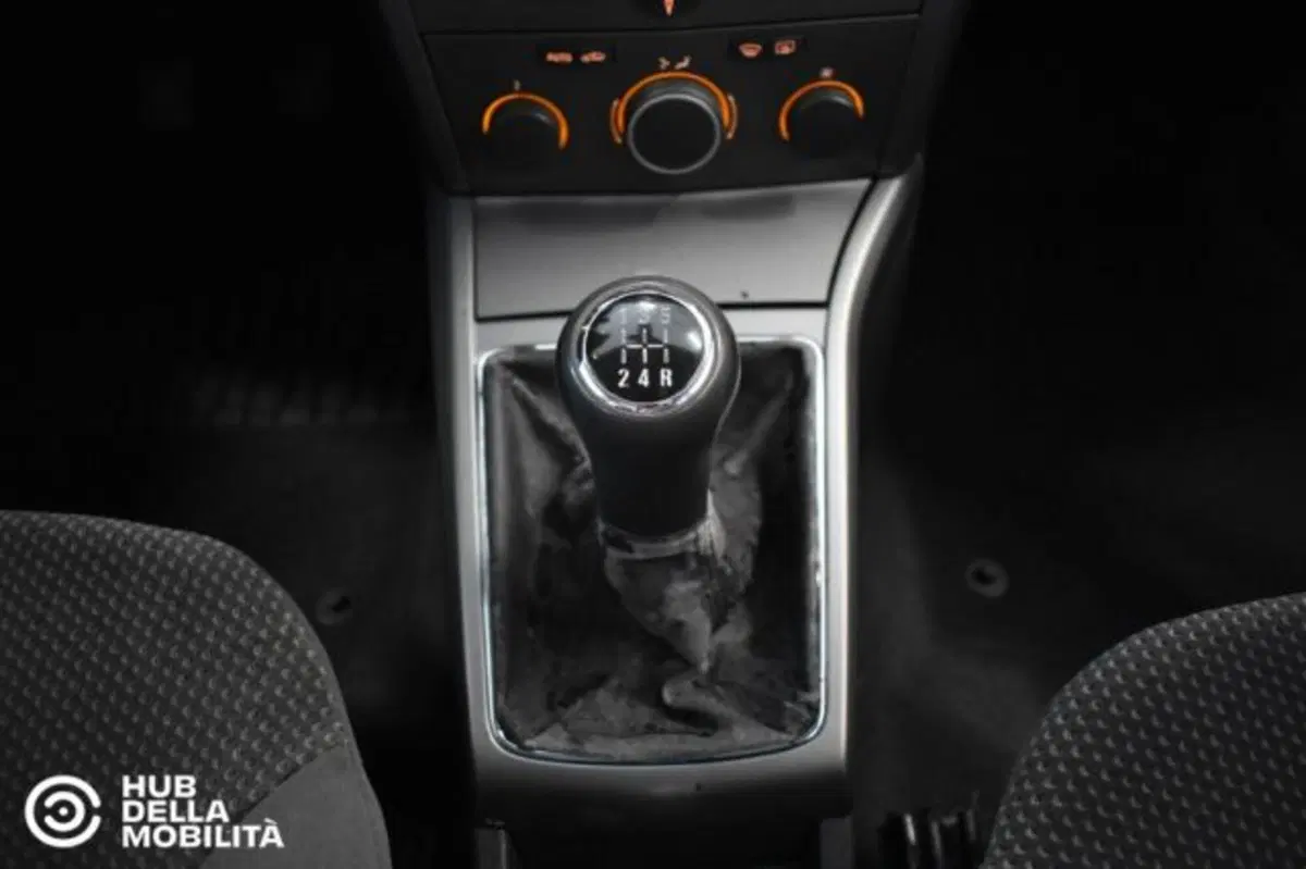 Opel Astra usata a Perugia (12)