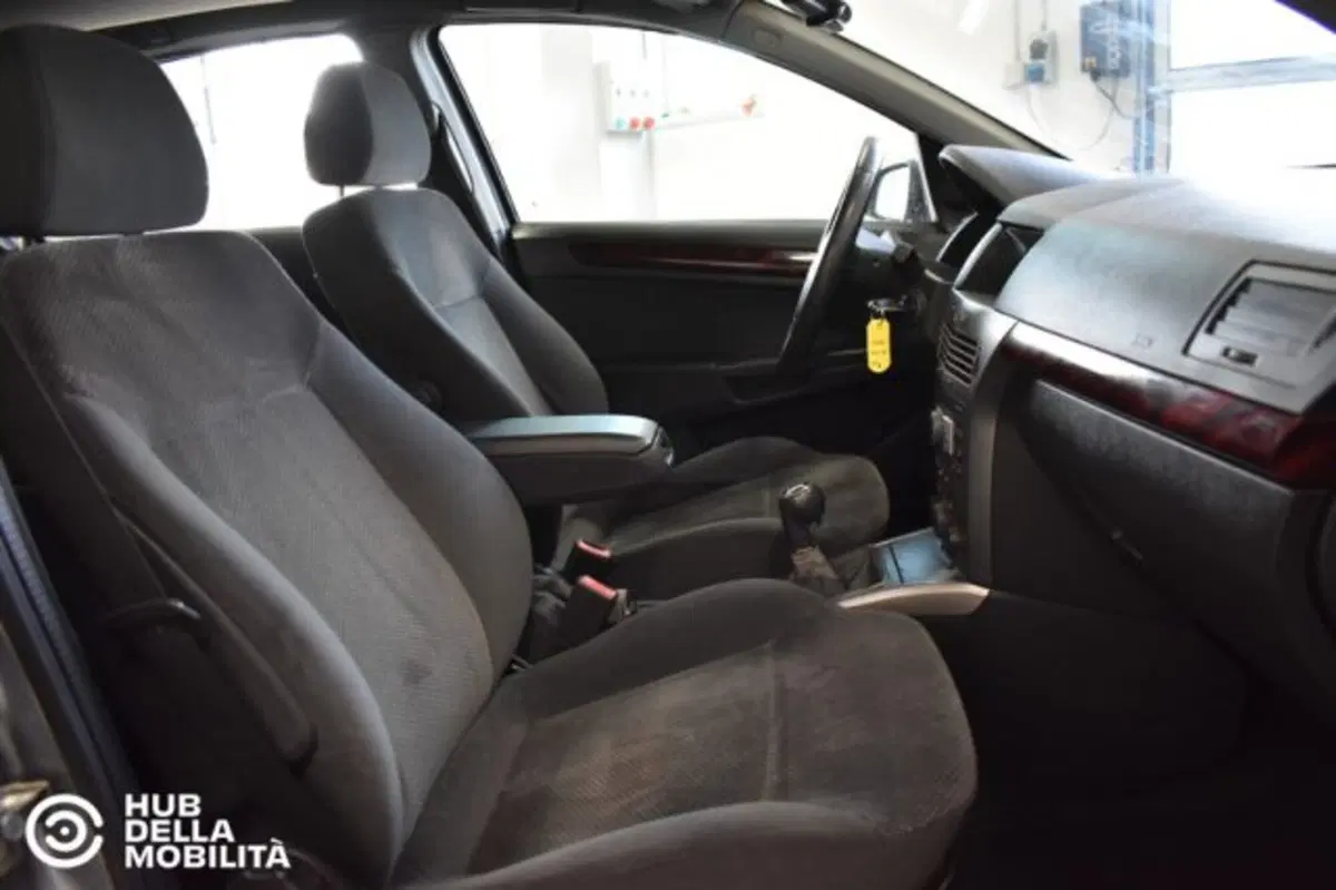 Opel Astra usata a Perugia (16)