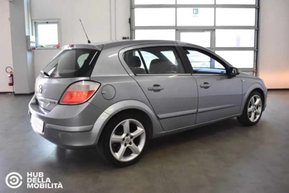 Opel Astra usata a Perugia (4)