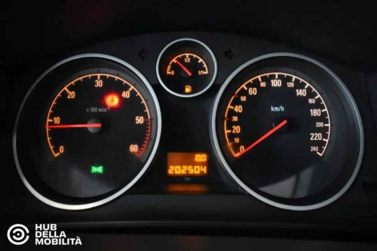 Opel Astra usata a Perugia (8)