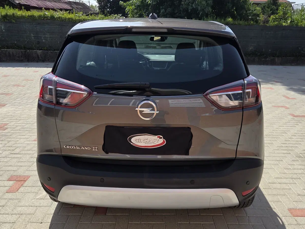 Opel Crossland X usata a Torino (6)